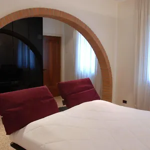 Locazione Turistica Gioia Nocleg ze śniadaniem